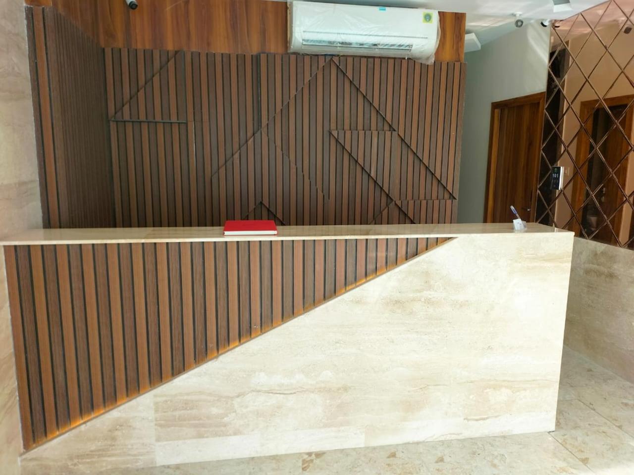 Prince Hotel, Mumbai